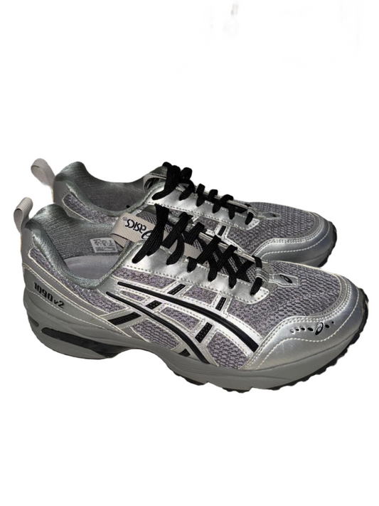 Freja Wewer x ASICS GEL-1090v2 – Mint Condition (Worn Once)